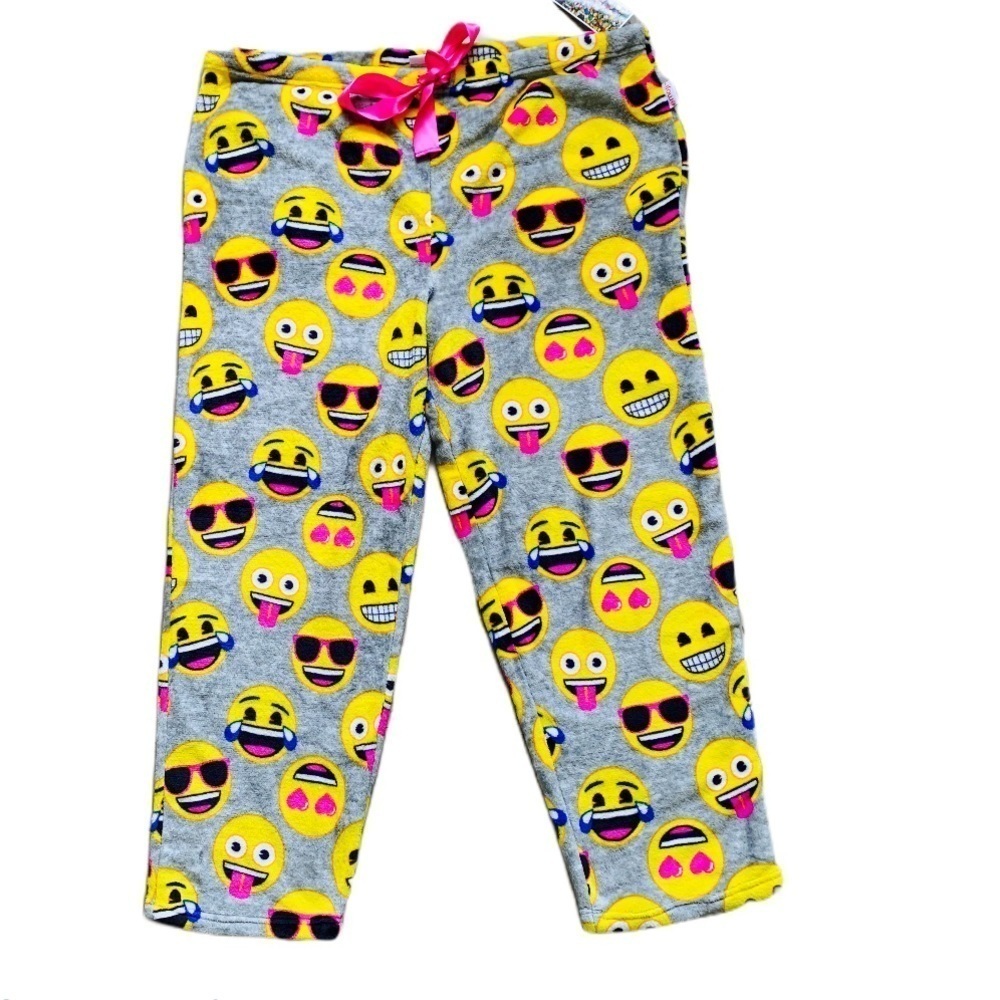 EMOJI PAJAMAS